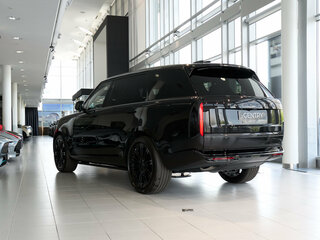 2026 Land Rover Range Rover P360 MHEV Long V, чёрный, 20200000 рублей, вид 5