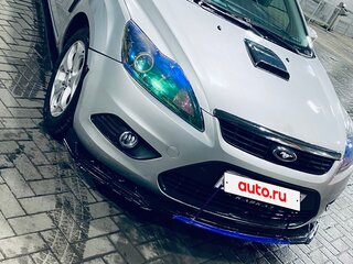 2009 Ford Focus II Рестайлинг, серебристый, 800000 рублей, вид 2
