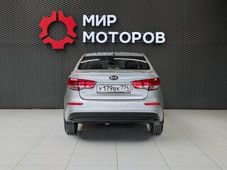 2015 Kia Rio III Рестайлинг, серебристый, 840000 рублей, вид 5