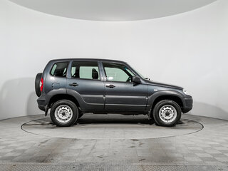 2020 Chevrolet Niva I Рестайлинг, серый, 599000 рублей, вид 4