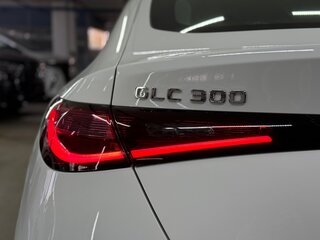 2026 Mercedes-Benz GLC Coupe 300 II (C254), белый, 10999900 рублей, вид 5