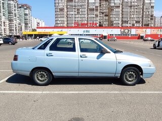 2004 Lada (ВАЗ) 2110, серебристый, 195000 рублей, вид 4