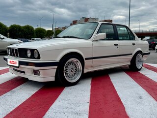 1987 BMW 3 серии 318i II (E30), белый, 800000 рублей, вид 4