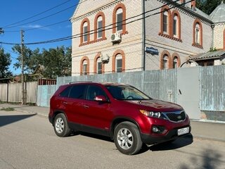 2011 Kia Sorento II, красный, 1350000 рублей, вид 2