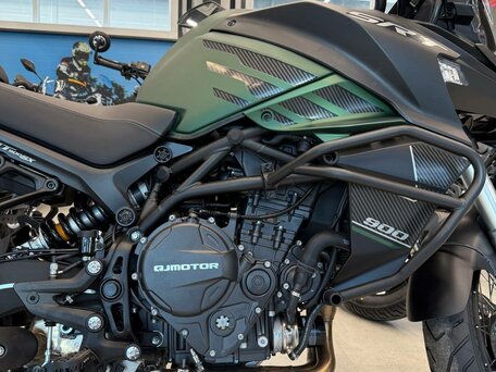 2026 QJMotor SRT 900 SX, зелёный, 899000 рублей, вид 3