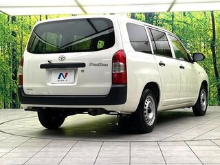 2022 Toyota Probox I Рестайлинг, белый, 866555 рублей, вид 2
