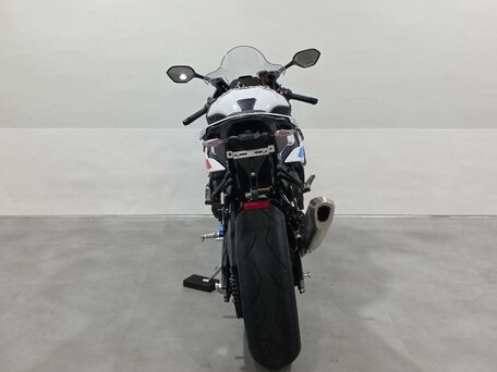 2023 BMW S 1000 RR, белый, 2200000 рублей, вид 4