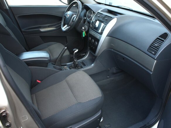 2015 Geely Emgrand X7 I, бежевый, 520000 рублей - вид 10