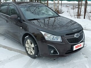 2013 Chevrolet Cruze I Рестайлинг, коричневый, 700000 рублей, вид 4