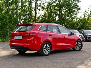 2017 Kia Ceed II Рестайлинг, красный, 1234000 рублей, вид 2