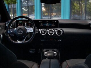 2019 Mercedes-Benz CLA 200 d II (C118, X118), серый, 3099000 рублей, вид 5