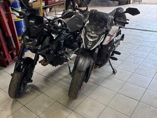 CFMoto 400NK