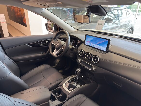 2025 Nissan X-Trail III Рестайлинг 2, белый, 3560000 рублей - вид 6