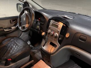 2010 Hyundai H-1 II, серый, 1200000 рублей, вид 5