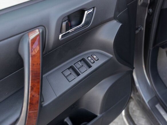 2011 Toyota Highlander II (XU40) Рестайлинг, серый - вид 17