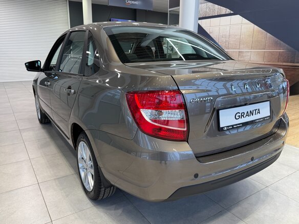 2025 Lada (ВАЗ) Granta I Рестайлинг, коричневый, 1187000 рублей - вид 5