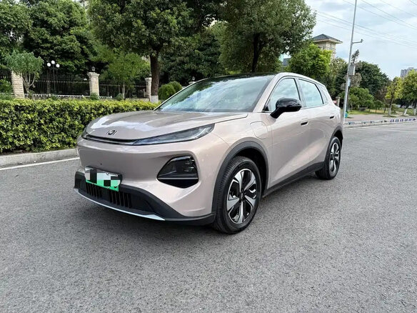 2026 Changan Qiyuan Q05 51.9 kWh II, розовый
