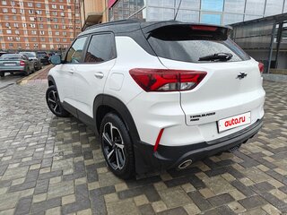 2021 Chevrolet TrailBlazer III, белый, 2200000 рублей, вид 4