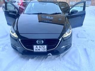 2017 Mazda Axela III Рестайлинг, чёрный, 1600000 рублей, вид 1