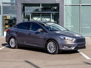 2017 Ford Focus III Рестайлинг, коричневый, 1135000 рублей, вид 3