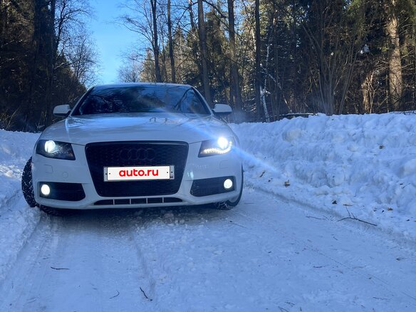 2011 Audi A4 IV (B8), белый, 800000 рублей