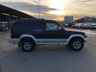 1995 Mitsubishi Montero II, чёрный, 589000 рублей, вид 3