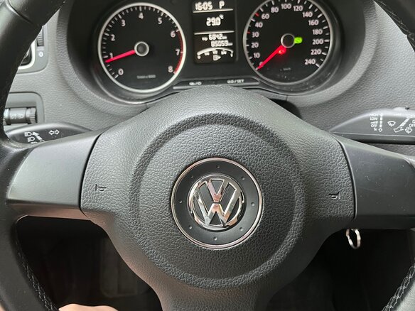 2014 Volkswagen Polo V, красный, 990000 рублей - вид 5