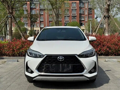Toyota Yaris IV