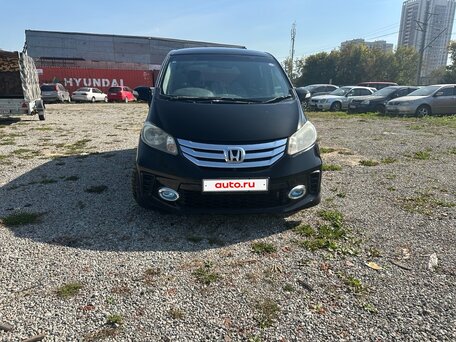 Honda Freed I Рестайлинг