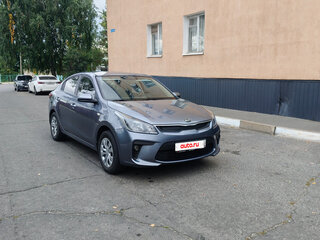 2017 Kia Rio IV, серый, 995000 рублей, вид 3