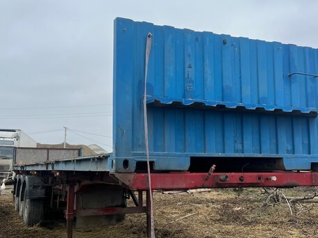 2006 МАЗ Полуприцеп - контейнеровоз, красный, 350000 рублей, вид 1