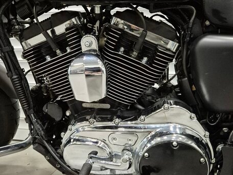 2017 Harley-Davidson Sportster 1200, серый, 1300000 рублей, вид 3