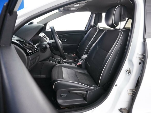2013 Renault Fluence I Рестайлинг, белый, 680077 рублей - вид 9
