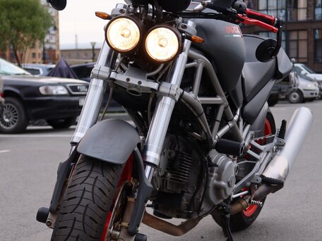 2005 Ducati Monster 400, серый, 329000 рублей, вид 5