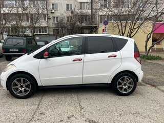 2009 Mercedes-Benz A-Класс 170 II (W169) Рестайлинг, белый, 470000 рублей, вид 4