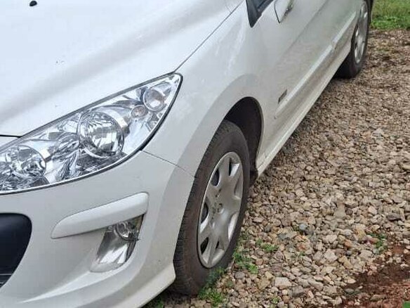 2009 Peugeot 308 I, белый, 430000 рублей - вид 2