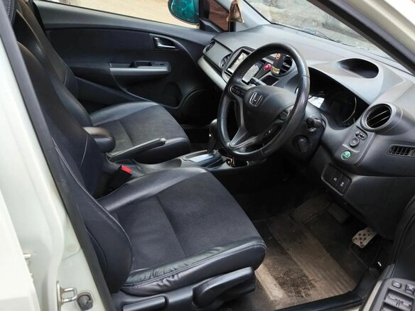 2013 Honda Insight II Рестайлинг, белый, 935000 рублей - вид 10