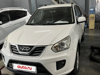 2015 Chery Tiggo (T11) I Рестайлинг (FL), белый, 370000 рублей, вид 1