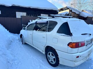 1998 Toyota Ipsum I (M10), белый, 380000 рублей, вид 2