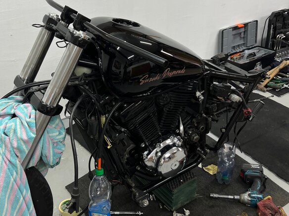 1997 Suzuki Desperado VZ400, чёрный, 500000 рублей - вид 11