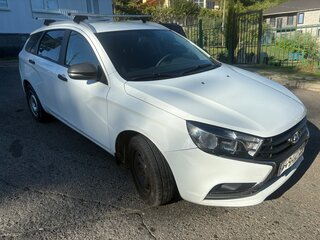 2020 Lada (ВАЗ) Vesta SW I, белый, 830000 рублей, вид 2