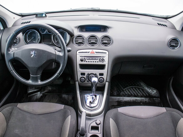 2009 Peugeot 308 I, белый - вид 12