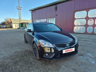 2011 Kia Ceed I Рестайлинг, чёрный, 790000 рублей, вид 3