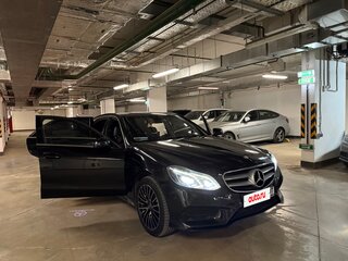 2013 Mercedes-Benz E-Класс 200 IV (W212, S212, C207) Рестайлинг, чёрный, 1650000 рублей, вид 3