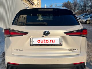 2019 Lexus NX 200 I Рестайлинг, белый, 3500000 рублей, вид 4