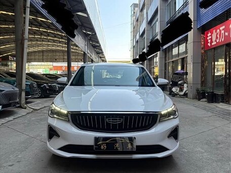 2023 Geely Emgrand II, белый, 999000 рублей, вид 2
