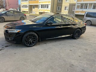 2017 Honda Accord X, чёрный, 2470000 рублей, вид 3