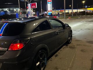 2009 Opel Astra GTC H Рестайлинг, серый, 600000 рублей, вид 3