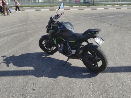 2019 Kawasaki Z 650, зелёный, 540000 рублей, вид 2