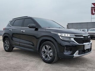 2023 Kia Seltos I Рестайлинг, чёрный, 1800000 рублей, вид 3